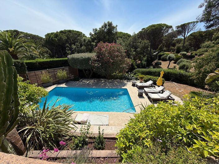 Image No.2-Maison de 3 chambres à vendre à Saint-Raphael