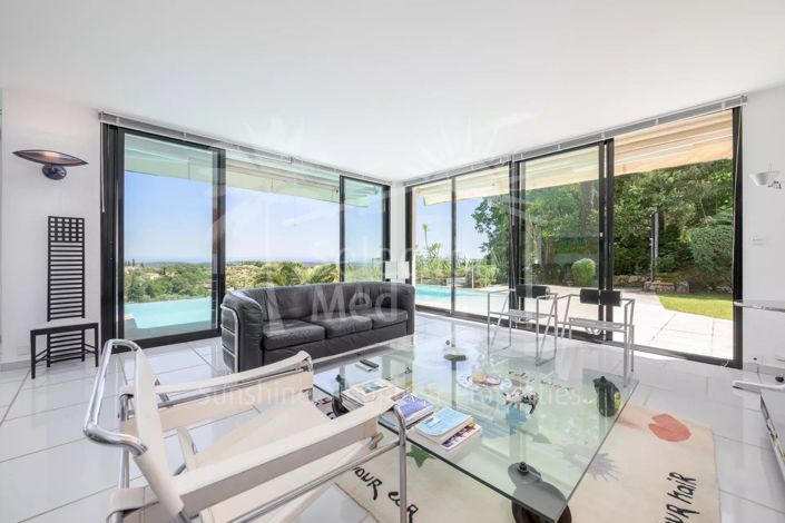 Image No.8-4 Bed House for sale