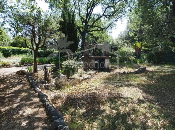 Image No.6-5 Bed House for sale