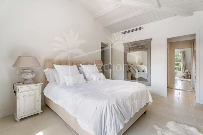 Image No.10-5 Bed House for sale