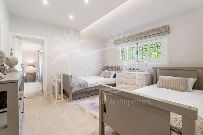 Image No.14-5 Bed House for sale