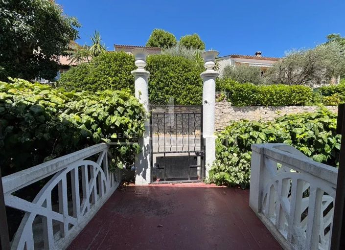 Image No.10-Maison de 4 chambres à vendre à Châteauneuf-Grasse