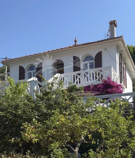 Image No.14-4 Bed House for sale