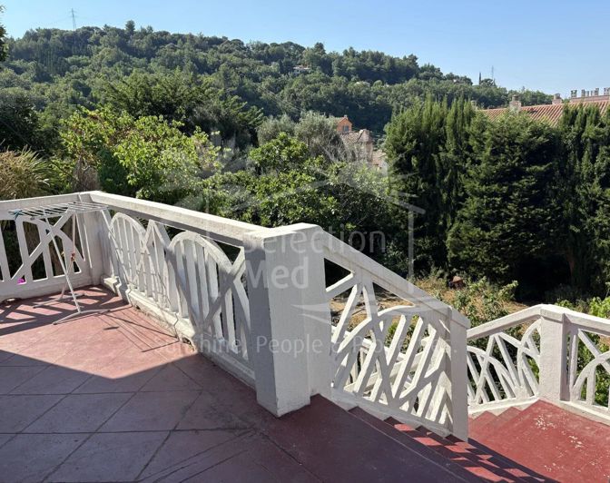 Image No.15-4 Bed House for sale