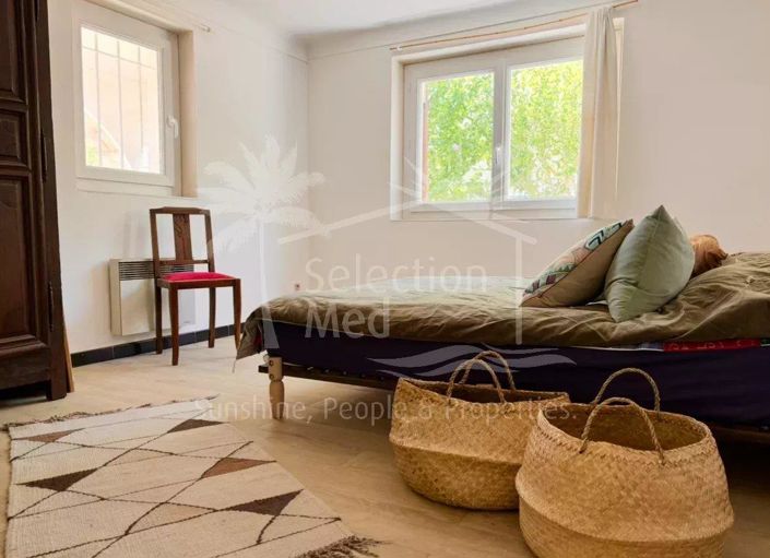 Image No.30-4 Bed House for sale