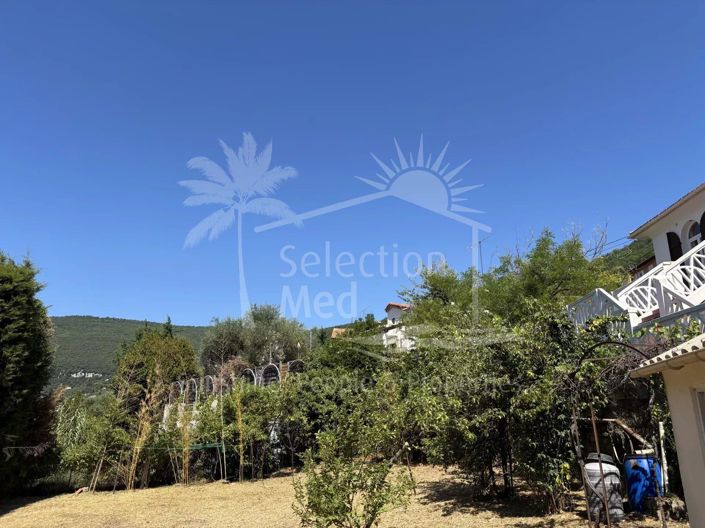 Image No.35-4 Bed House for sale