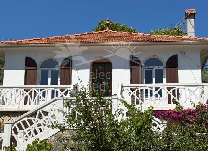 Image No.4-4 Bed House for sale