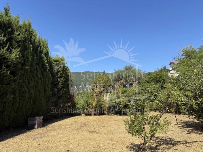 Image No.7-4 Bed House for sale