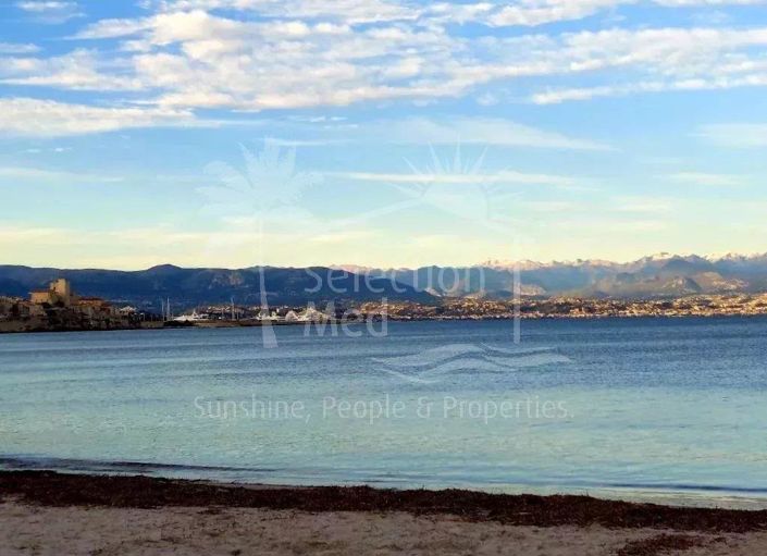 Image No.11-3 Bed Apartment for sale