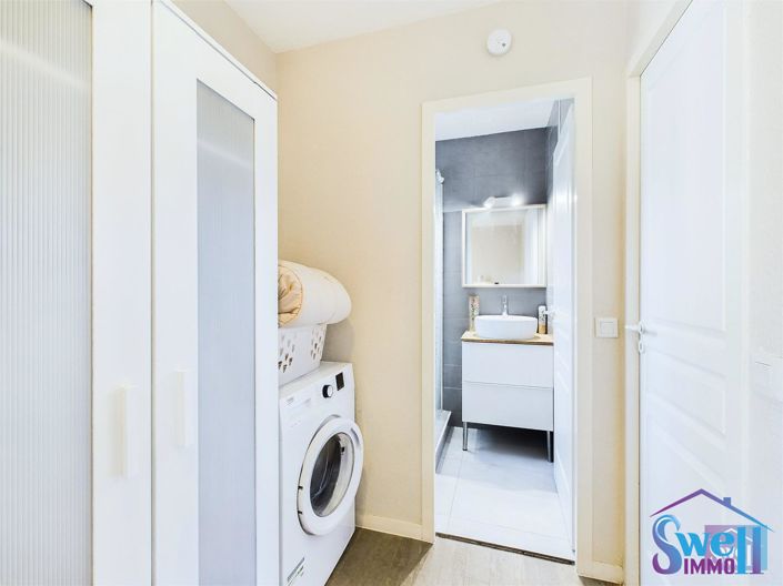 Image No.9-2 Bed House for sale