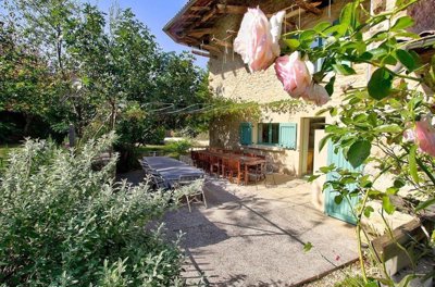 1 - Jujurieux, Property