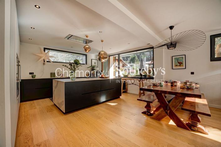 Image No.3-4 Bed Apartment for sale