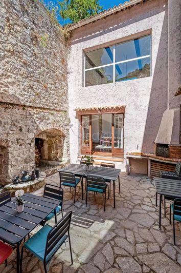 Image No.17-7 Bed House for sale