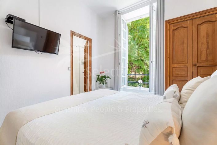 Image No.21-7 Bed House for sale