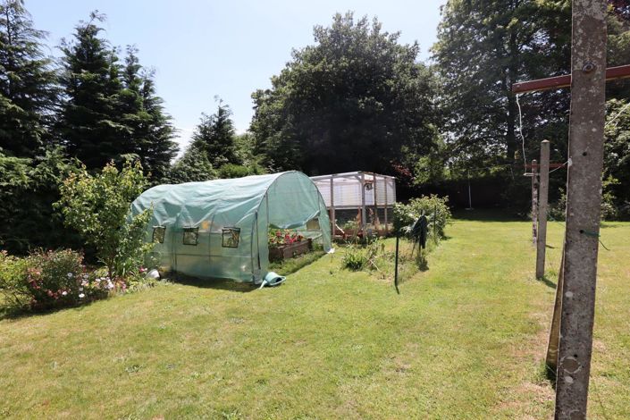 Image No.11-3 Bed House for sale