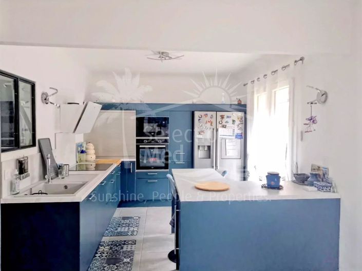 Image No.5-2 Bed Apartment for sale