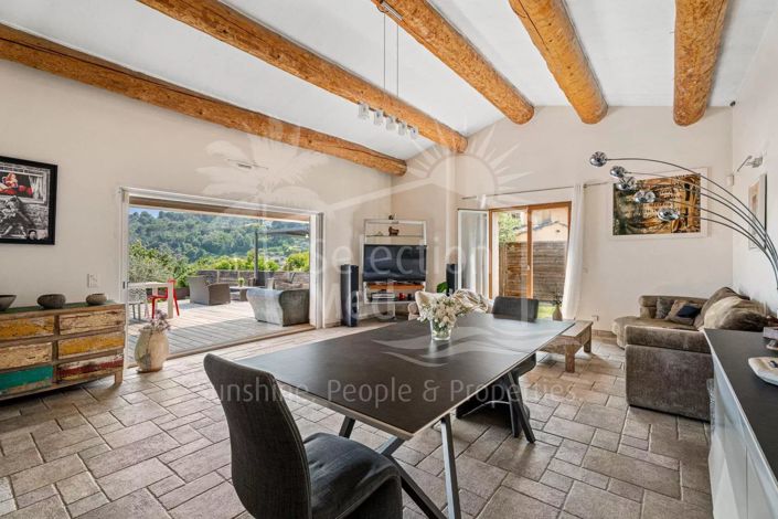 Image No.3-3 Bed House for sale