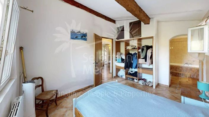 Image No.12-4 Bed House for sale