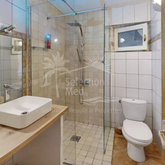 Image No.13-4 Bed House for sale