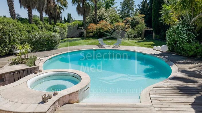 Image No.14-3 Bed House for sale