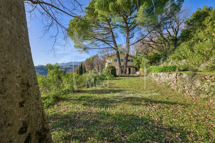 Image No.18-5 Bed House for sale