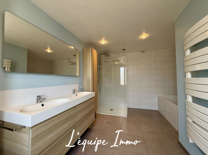 Image No.4-4 Bed House for sale