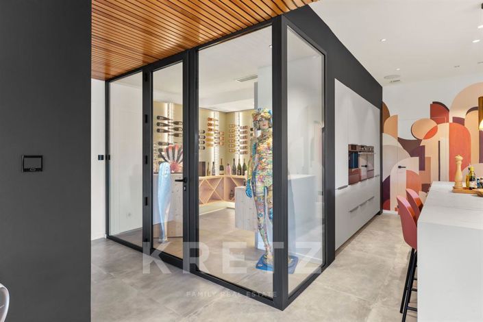 Image No.13-5 Bed House for sale