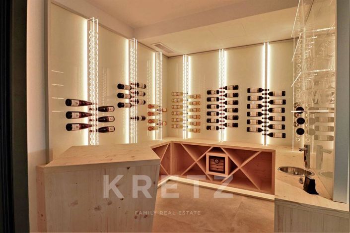 Image No.17-5 Bed House for sale