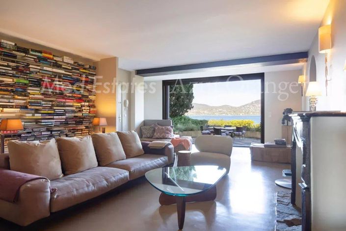 Image No.10-3 Bed Apartment for sale