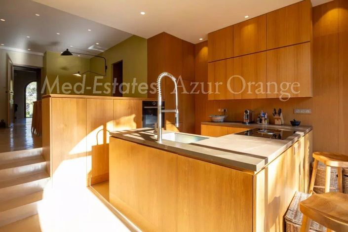 Image No.17-3 Bed Apartment for sale