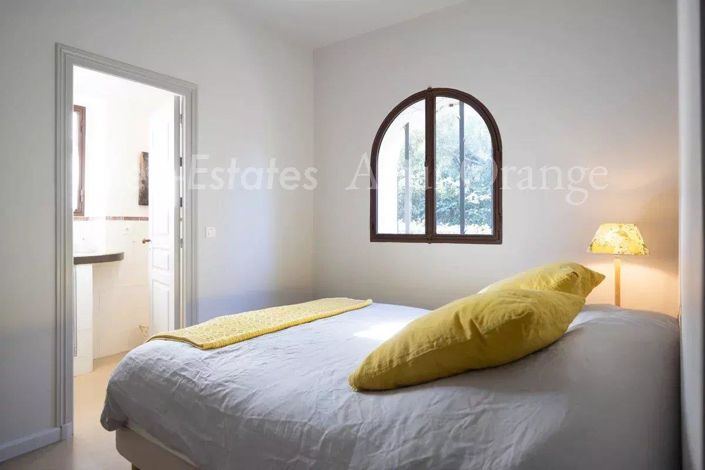 Image No.25-3 Bed Apartment for sale