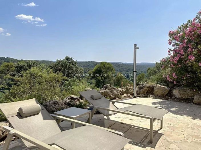 Image No.23-6 Bed House for sale