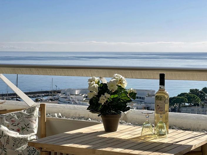 Image No.8-3 Bed Apartment for sale