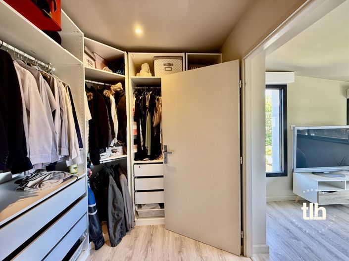 Image No.13-5 Bed House for sale