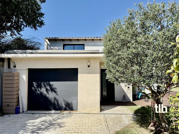 Image No.4-5 Bed House for sale