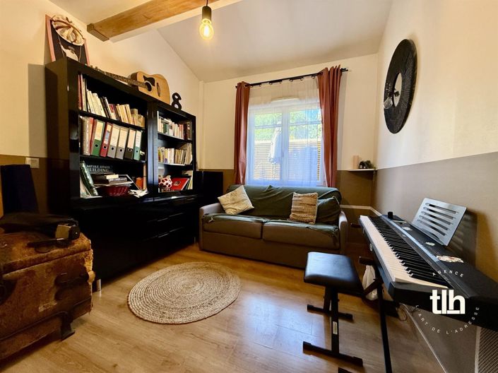 Image No.9-5 Bed House for sale