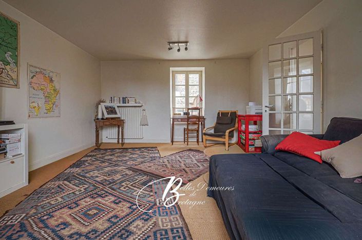 Image No.13-7 Bed House for sale