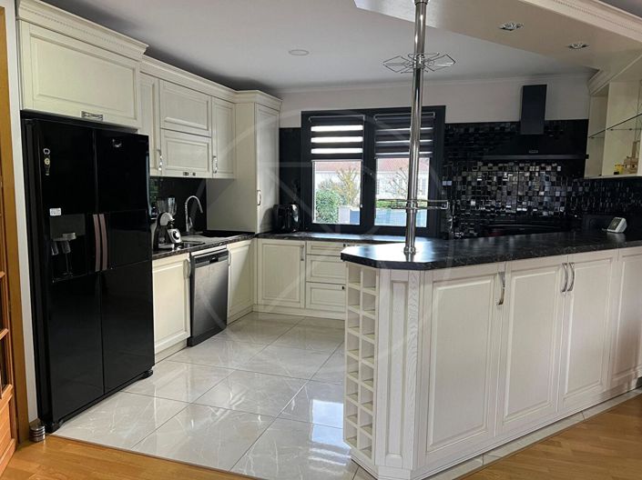 Image No.4-5 Bed House for sale