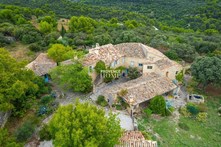 Image No.2-Propriété de 5 chambres à vendre à Saumane-de-Vaucluse