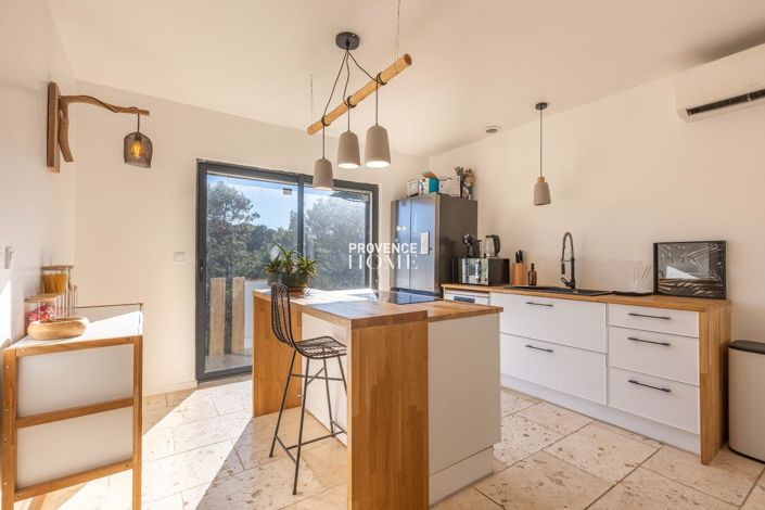 Image No.13-3 Bed House for sale