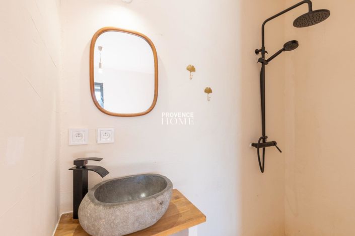 Image No.18-3 Bed House for sale