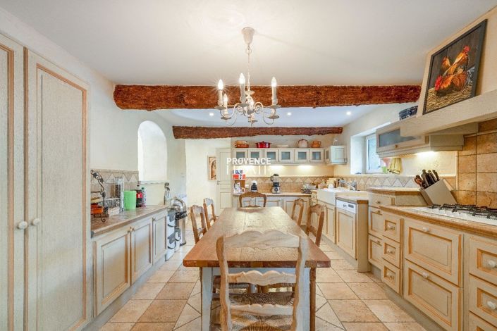 Image No.11-6 Bed House for sale