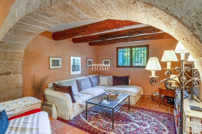 Image No.12-6 Bed House for sale