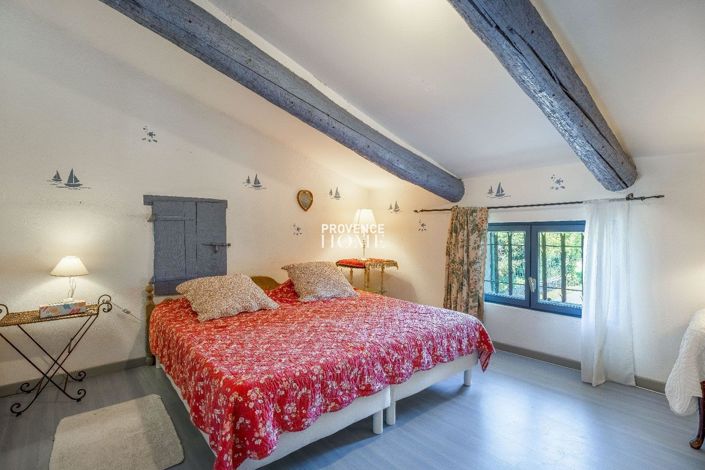 Image No.16-6 Bed House for sale