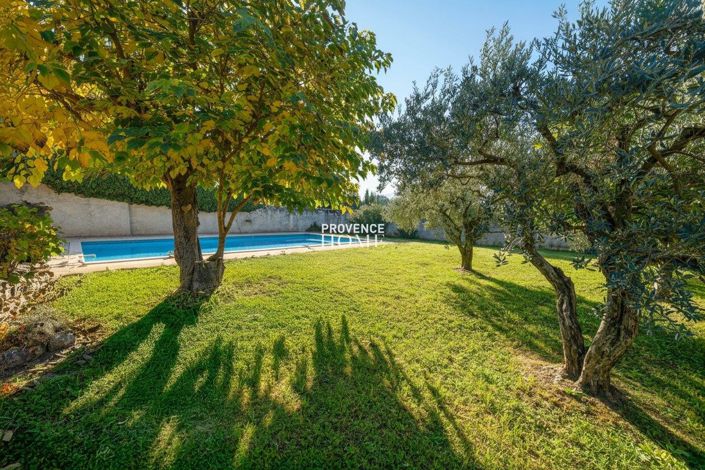 Image No.2-6 Bed House for sale