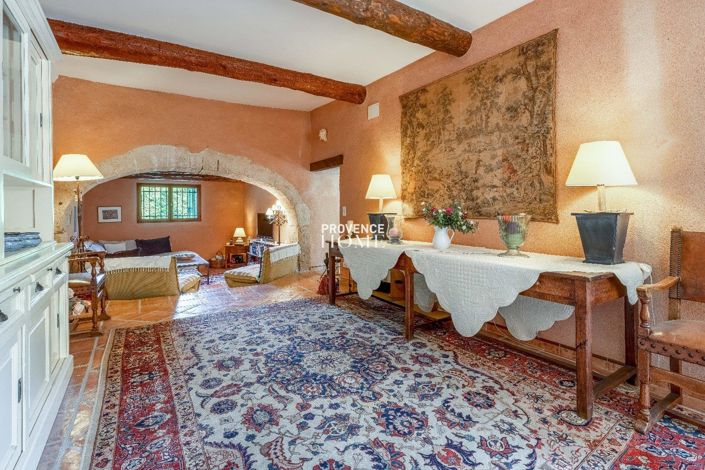 Image No.6-6 Bed House for sale