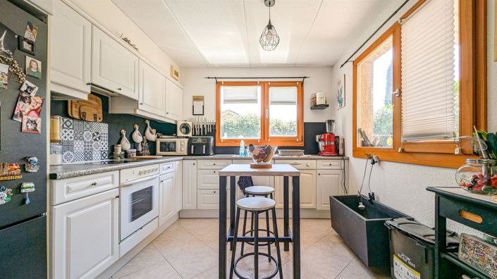 Image No.6-3 Bed House for sale