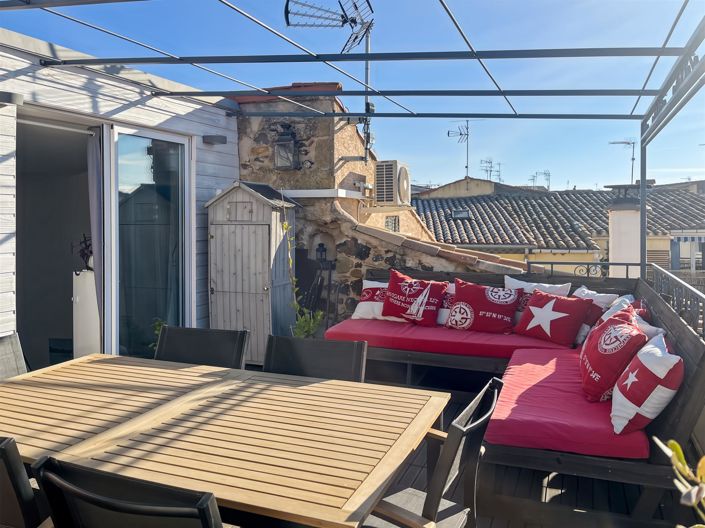 Image No.10-4 Bed House for sale