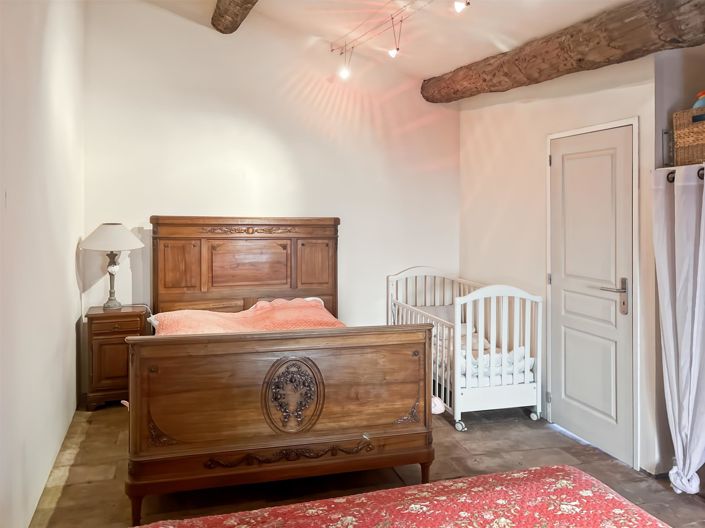 Image No.11-4 Bed House for sale