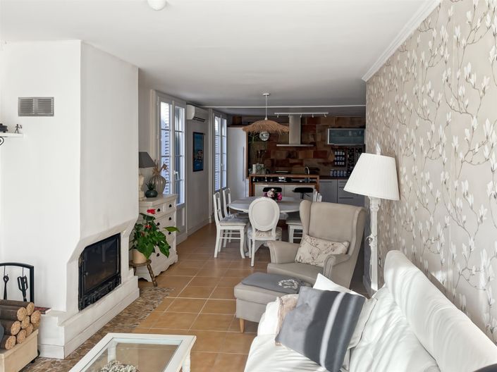 Image No.4-4 Bed House for sale